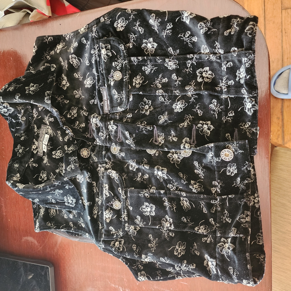 Guess Black Floral Women's Vest top
